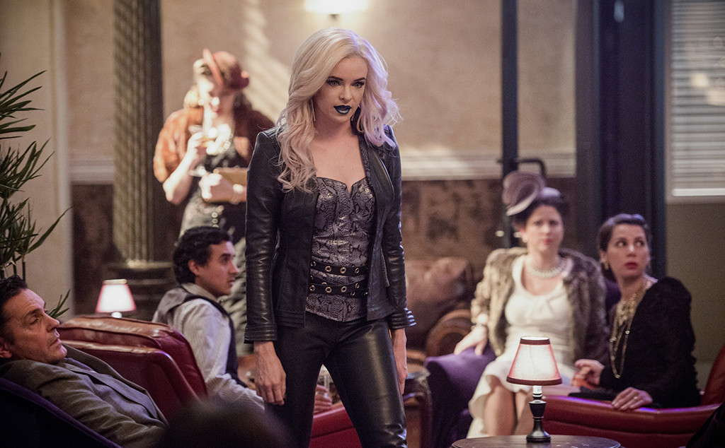 The Flash -- "Welcome to Earth-2" -- Image FLA213b_0282b -- Pictured: Danielle Panabaker as Killer Frost -- Photo: Diyah Pera/The CW -- ÃÂ© 2016 The CW Network, LLC. All rights reserved.